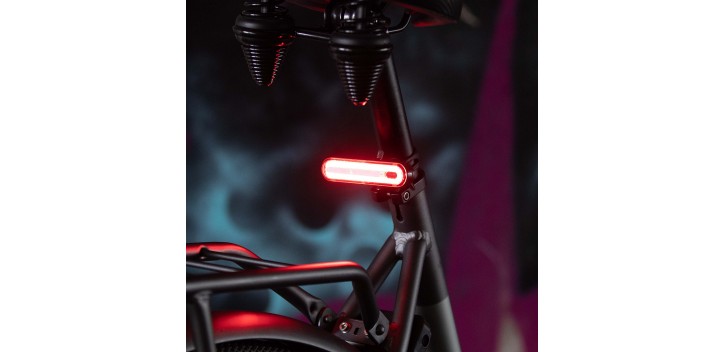 URBAN PROOF -ECLAIRAGE LED ARRIERE 52 LUMEN (USB)