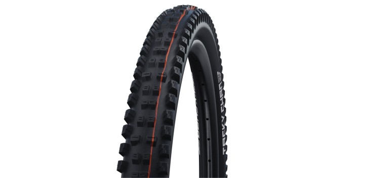 SCHWALBE TACKY CHAN - HS625 - (TRINGLE SOUPLE) - SUPER GRAVITY - SOFT